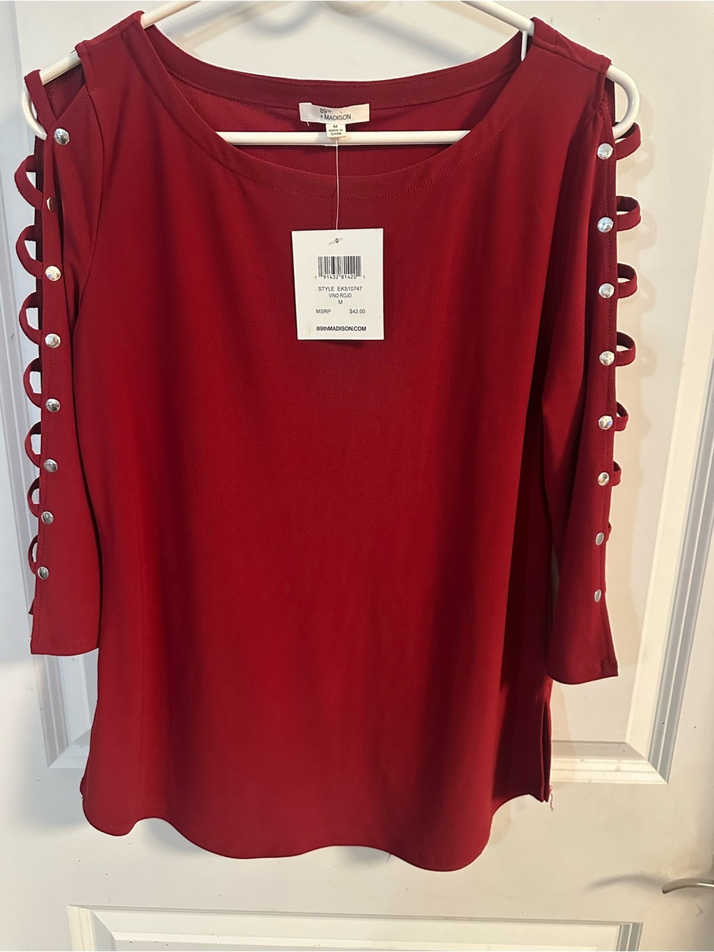 89th & Madison Red Cold-Shoulder Studded Sleeve Top